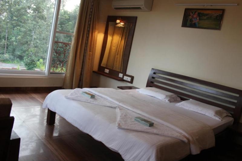 Nikhara Estate Resorts Kodlipet ภายนอก รูปภาพ